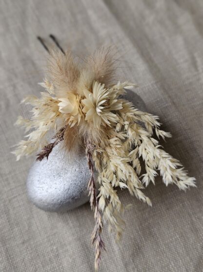 Rustic Elegance Dried Flower Hair Pin - Image 2